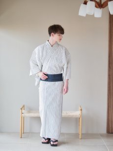 画像8: 【即日発送】【メンズ浴衣】白地にトリコロールカラーのストライプ紳士浴衣【浴衣・帯・下駄セット】[YMT] (8)