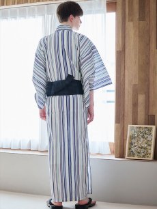 画像5: 【即日発送】【メンズ浴衣】白地にスタイリッシュなストライプ紳士浴衣【浴衣・帯・下駄セット】【YMT】 (5)