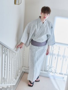 画像4: 【即日発送】【メンズ浴衣】清涼感あふれるしじら織ストライプ紳士浴衣【浴衣・帯・下駄セット】[YMT] (4)