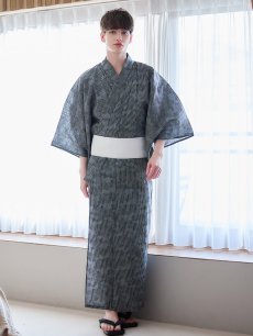 画像4: 【即日発送】【メンズ浴衣】黒地に迷彩柄ストライプ紳士浴衣【浴衣・帯・下駄セット】 [YMT] (4)