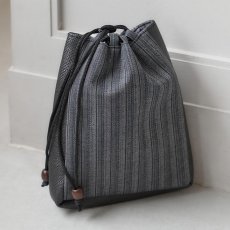 画像2: 【即日発送】【浴衣小物/メンズバッグ】縞模様信玄袋【1カラー】[OF04] (2)