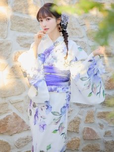 画像11: 【即日発送】白地に水彩牡丹のクラシック浴衣 【浴衣３点セット 浴衣/帯/下駄】 [YMT] (11)