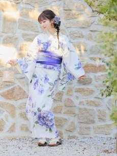 画像13: 【即日発送】白地に水彩牡丹のクラシック浴衣 【浴衣３点セット 浴衣/帯/下駄】 [YMT] (13)