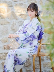 画像14: 【即日発送】白地に水彩牡丹のクラシック浴衣 【浴衣３点セット 浴衣/帯/下駄】 [YMT] (14)