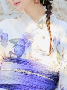 画像6: 【即日発送】白地に水彩牡丹のクラシック浴衣 【浴衣３点セット 浴衣/帯/下駄】 [YMT] (6)