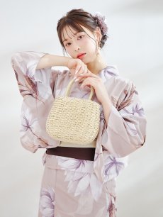 画像2: 【即日発送】【浴衣】ホワイトフラワーブラウン浴衣 【浴衣３点セット 浴衣/帯/下駄】 [YMT] (2)