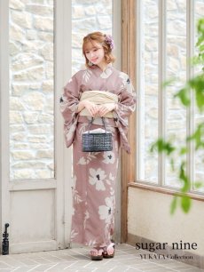 画像2: 【浴衣セール！】【即日発送】 ブラウン地xシルエットフラワー 牡丹柄【浴衣３点セット 浴衣/帯/下駄】 [YMT] (2)