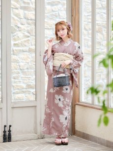 画像4: 【浴衣セール！】【即日発送】 ブラウン地xシルエットフラワー 牡丹柄【浴衣３点セット 浴衣/帯/下駄】 [YMT] (4)