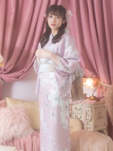 画像9: 【浴衣セール！】【即日発送】【浴衣】大人スウィート/ピンク地に百合の大人浴衣 【浴衣3点セット 浴衣/帯/下駄】 [YMT] (9)