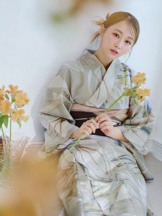 画像1: 【即日発送】【浴衣セール】ヘルシーリーフ柄ベージュ浴衣 【浴衣3点セット 浴衣/帯/下駄】 [YMT] (1)