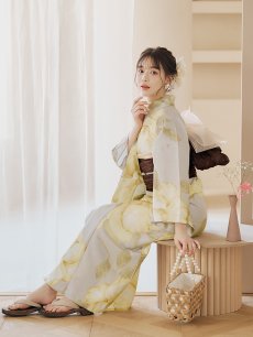 画像15: 【即日発送】【浴衣セール】グレージュ×イエローフラワー浴衣 【浴衣3点セット 浴衣/帯/下駄】 [YMT] (15)