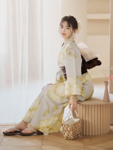 画像17: 【即日発送】【浴衣セール】グレージュ×イエローフラワー浴衣 【浴衣3点セット 浴衣/帯/下駄】 [YMT] (17)
