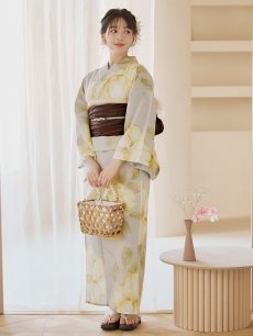 画像9: 【即日発送】【浴衣セール】グレージュ×イエローフラワー浴衣 【浴衣3点セット 浴衣/帯/下駄】 [YMT] (9)