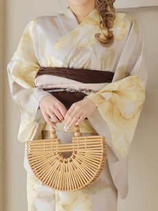 画像20: 【即日発送】【浴衣セール】グレージュ×イエローフラワー浴衣 【浴衣3点セット 浴衣/帯/下駄】 [YMT] (20)