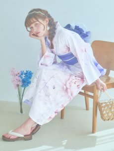 画像1: 【即日発送】ホワイト×ピオニー浴衣 【浴衣3点セット 浴衣/帯/下駄】 [YMT] (1)