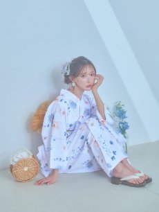 画像15: 【浴衣セール！】【即日発送】ニュアンスフローラル浴衣 【浴衣3点セット 浴衣/帯/下駄】 [YMT] (15)