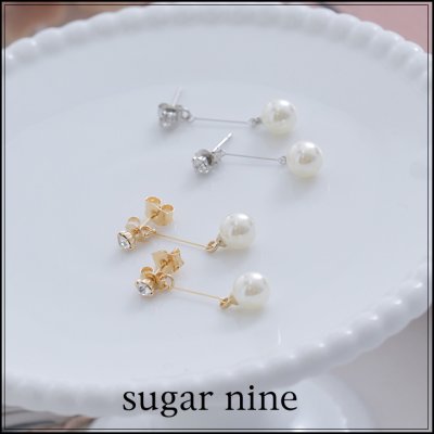 パールストーンピアス