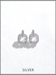 画像2: 【ピアス】スクエアビジューピアス【Fサイズ/1カラー】[OF02] (2)