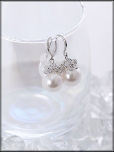 画像4: 【ピアス】ビッグパールフラワービジューフックピアス【Fサイズ/1カラー】[OF02]  (4)