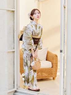 モデル：菅野結以　身長：163cm　着用サイズ：Fサイズ