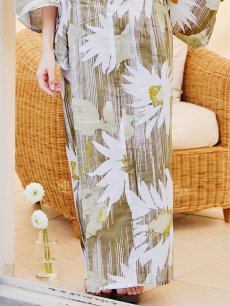 モデル：菅野結以　身長：163cm　着用サイズ：Fサイズ