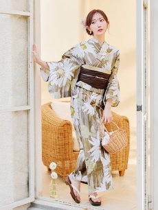 モデル：菅野結以　身長：163cm　着用サイズ：Fサイズ