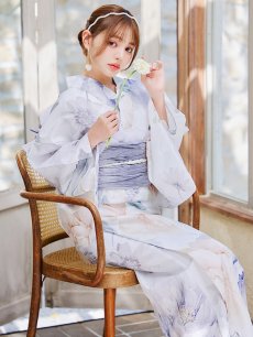 画像1: 【即日発送】クラシカルフラワーブーケ浴衣 【浴衣3点セット 浴衣/帯/下駄】 [YMT] (1)