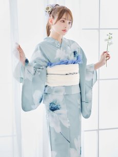 画像1: 【即日発送】ブルーホワイトフラワー柄浴衣 【浴衣3点セット 浴衣/帯/下駄】 [YMT] (1)