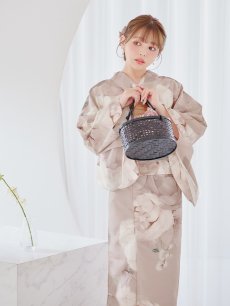 モデル：ちぃぽぽ　身長158cm　着用サイズ：Fサイズ