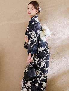 画像11: 【販売期間終了のため下げます】【即日発送】【sweet7月号掲載】大正ロマン×和モダン水彩牡丹浴衣 【浴衣3点セット 浴衣/帯/下駄】 [OF04] (11)