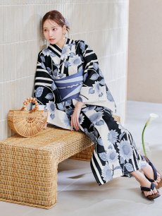 画像14: 【販売期間終了のため下げます】【即日発送】【sweet7月号掲載】 紅花舞う白地浴衣 【浴衣3点セット 浴衣/帯/下駄】 [YMT] (14)