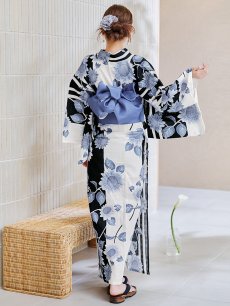 画像18: 【販売期間終了のため下げます】【即日発送】【sweet7月号掲載】 紅花舞う白地浴衣 【浴衣3点セット 浴衣/帯/下駄】 [YMT] (18)