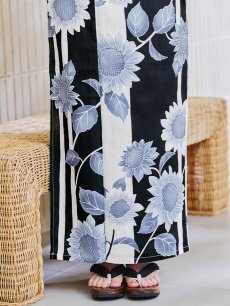 画像20: 【販売期間終了のため下げます】【即日発送】【sweet7月号掲載】 紅花舞う白地浴衣 【浴衣3点セット 浴衣/帯/下駄】 [YMT] (20)