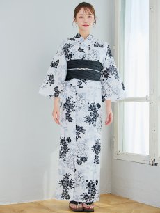 画像4: 【即日発送】ホワイトブラック桜柄浴衣 【浴衣3点セット 浴衣/帯/下駄】[YMT] (4)
