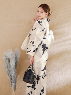 モデル：PyunA.(ぴょな)　身長160cm　着用サイズ：Fサイズ