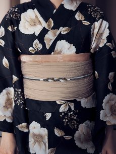 画像16: 【即日発送】ピオニーブラック花柄浴衣 【浴衣3点セット 浴衣/帯/下駄】 [YMT] (16)