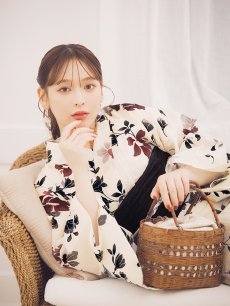 画像5: 【即日発送】水彩和モダン花柄浴衣 【浴衣3点セット 浴衣/帯/下駄】[YMT] (5)