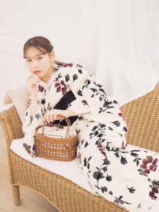 画像9: 【即日発送】水彩和モダン花柄浴衣 【浴衣3点セット 浴衣/帯/下駄】[YMT] (9)