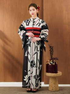 画像12: 【即日発送！】ストライプ×百合レトロモダン浴衣 【浴衣3点セット 浴衣/帯/下駄】 [YMT] (12)