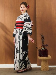 画像13: 【即日発送！】ストライプ×百合レトロモダン浴衣 【浴衣3点セット 浴衣/帯/下駄】 [YMT] (13)