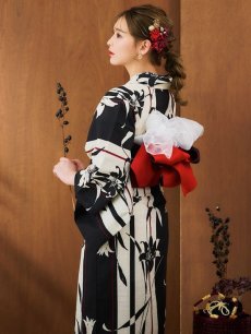 画像3: 【即日発送！】ストライプ×百合レトロモダン浴衣 【浴衣3点セット 浴衣/帯/下駄】 [YMT] (3)