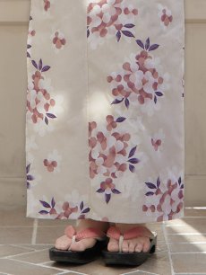 画像7: 【即日発送】【浴衣】クリーム地にピンクの紫陽花浴衣【浴衣３点セット 浴衣/帯/下駄】[YMT] (7)