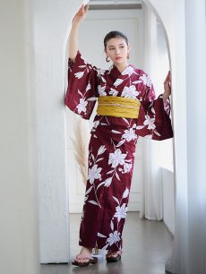 画像4: 【即日発送】【浴衣】エンジ×モダンハイビスカス浴衣 【浴衣3点セット 浴衣/帯/下駄】 [FB02] (4)