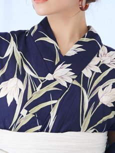 画像6: 【即日発送】ネイビー地x百合柄浴衣 【浴衣3点セット 浴衣/帯/下駄】 [FB02] (6)