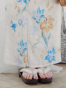 画像7: 【即日発送】ブルーとイエローのニュアンス水仙浴衣 【浴衣3点セット 浴衣/帯/下駄】 [FB02] (7)