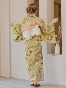 画像21: 【即日発送】くすみイエローマーガレット浴衣 【浴衣3点セット 浴衣/帯/下駄】 [YMT] (21)