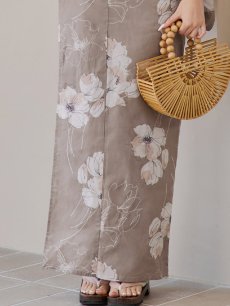 画像19: 【即日発送】グレージュ線画フラワー浴衣 【浴衣3点セット 浴衣/帯/下駄】 [YMT] (19)