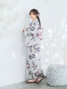 画像2: 【浴衣セール!】【即日発送】くすみカラー朝顔浴衣 【浴衣3点セット 浴衣/帯/下駄】 [FB02] (2)