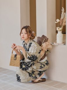 画像9: 【即日発送】レトロモダンマーガレット浴衣 【浴衣3点セット 浴衣/帯/下駄】 [YMT] (9)