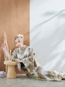 画像11: 【浴衣セール！】【即日発送】大人グリーンベージュフラワー浴衣 【浴衣3点セット 浴衣/帯/下駄】 [YMT] (11)